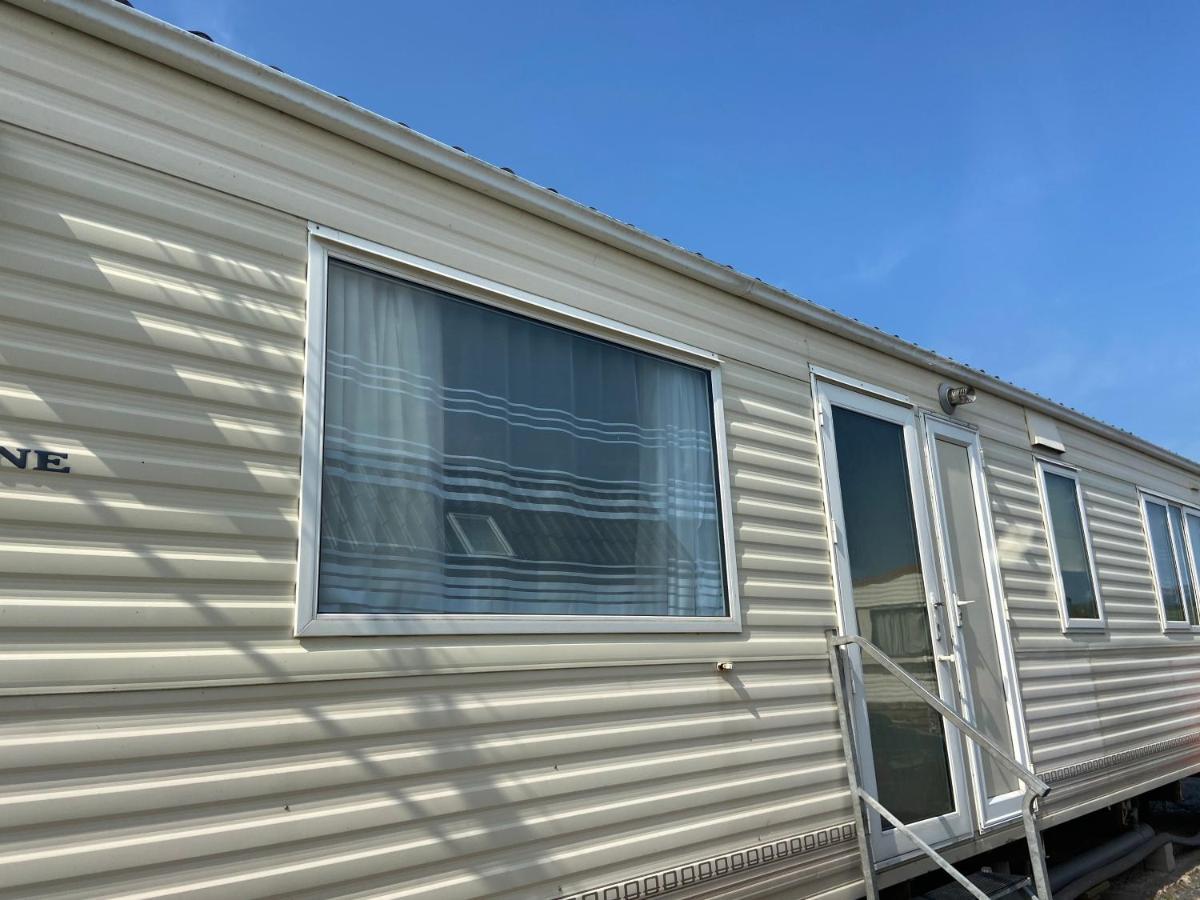 Lake District Static Caravan Lakeside Cumbria Millom Exterior photo